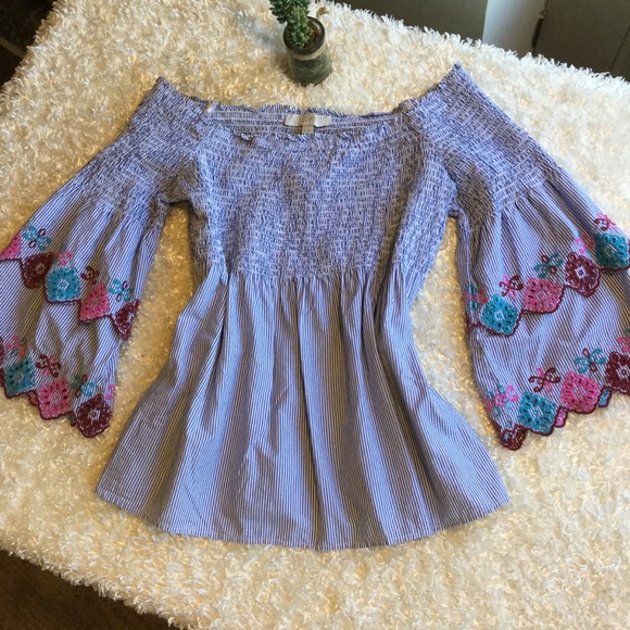 LOFT Tops - Ann Taylor Loft Off-Shoulder Top